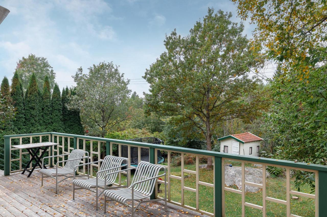 Fantastic 4 Bedroom Home In Bromma With Everything Stockholm Exterior foto